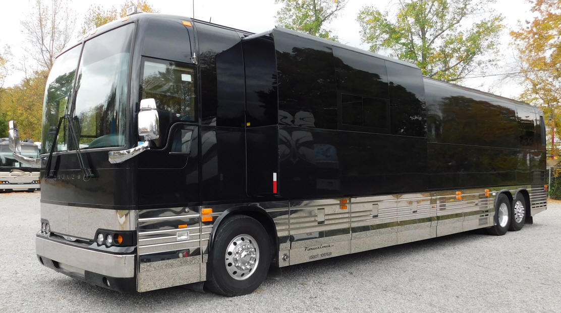 2011 Prevost Star Bus # 49514 For Sale at Staley Bus Sales / Staley Coach, Nashville, Tennessee.