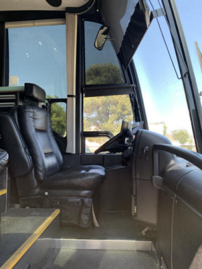 2006 H3-45 Prevost Executive / VIP Bus # 49489 For Sale at Staley Bus Sales / Staley Coach in Nashville, Tennessee.