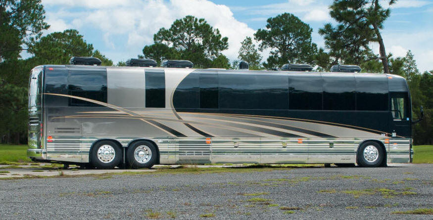 Bus # 45877, 2016 X3-45 Prevost Front Slide Entertainer Bus For Sale at Staley Bus Sales / Staley Coach in Nashville, Tennessee.